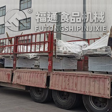 新鄉客戶訂購蛋卷機器三臺